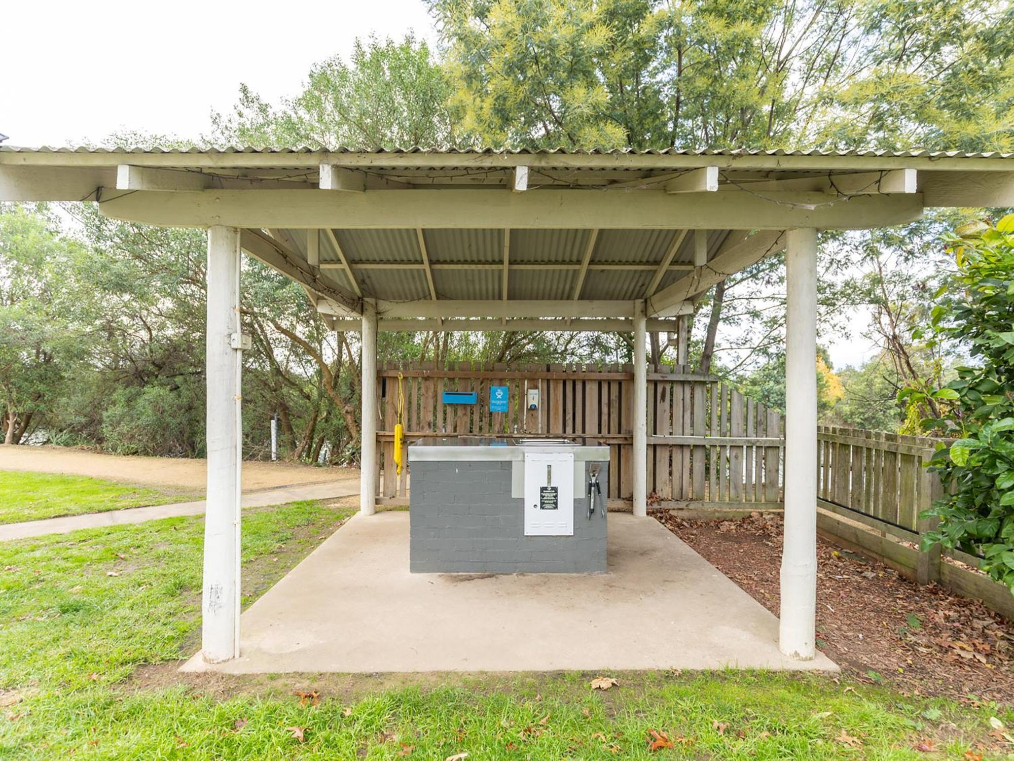 Nrma Bairnsdale Riverside Holiday Park Eksteriør bilde