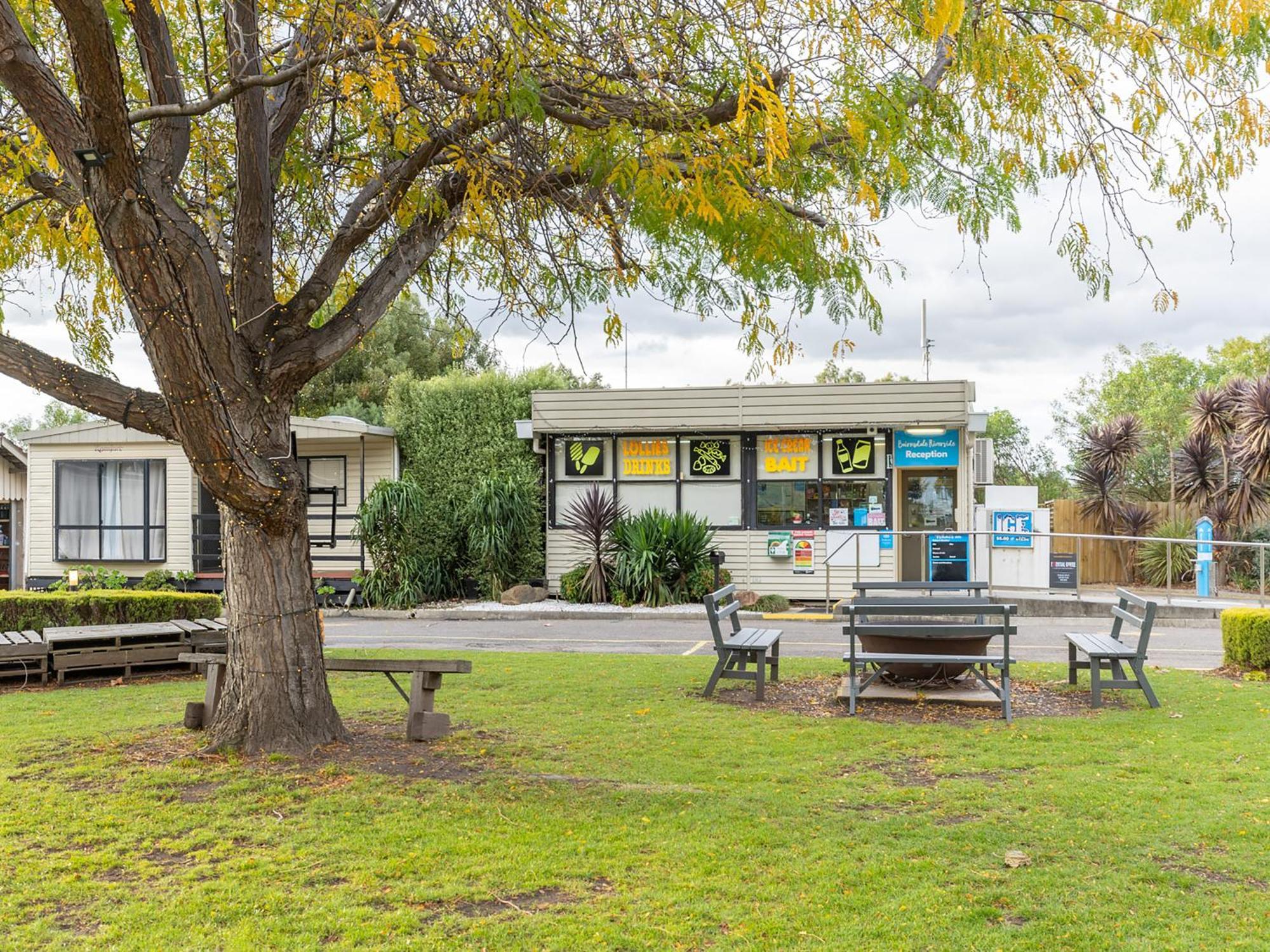 Nrma Bairnsdale Riverside Holiday Park Eksteriør bilde