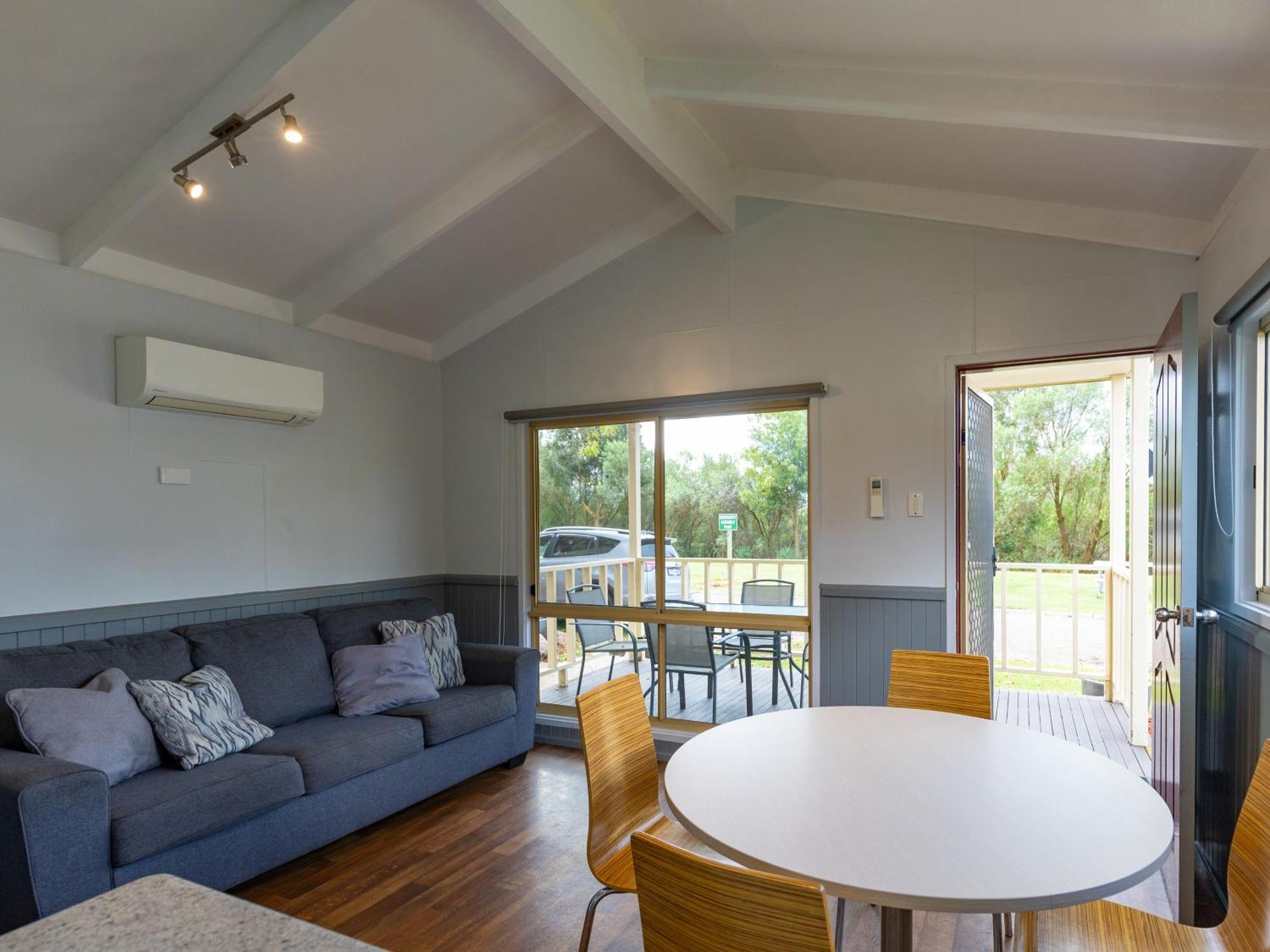 Nrma Bairnsdale Riverside Holiday Park Rom bilde