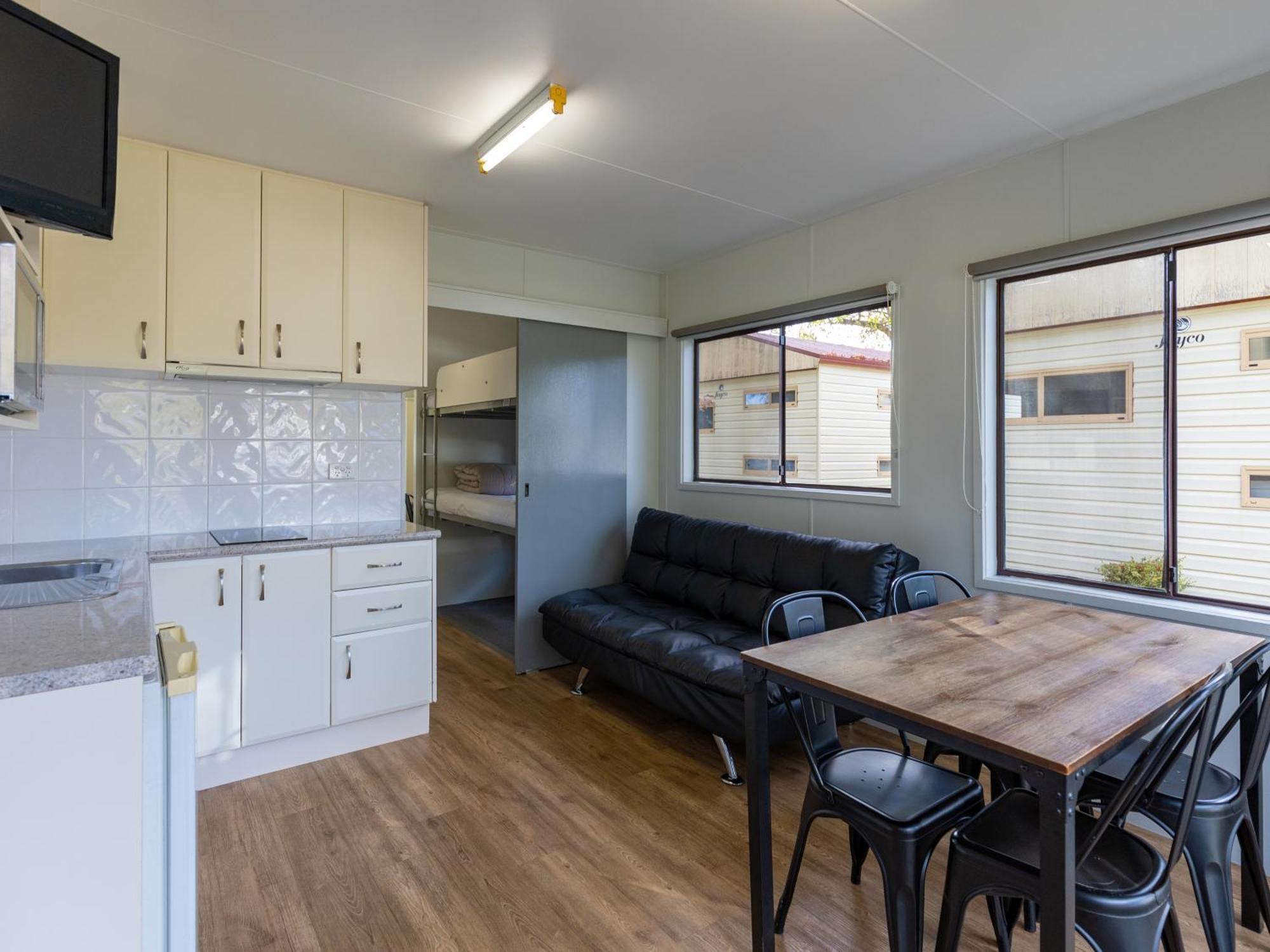 Nrma Bairnsdale Riverside Holiday Park Rom bilde